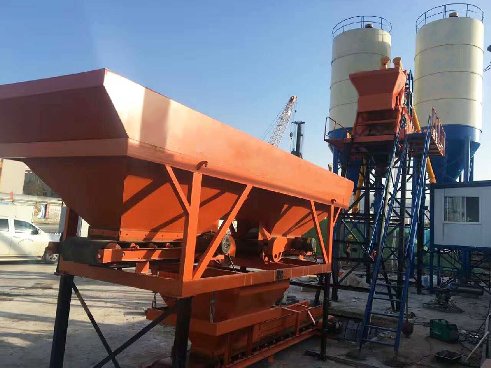 Pabrik Batching Beton Mobile vs Stasioner: Mana yang Tepat?